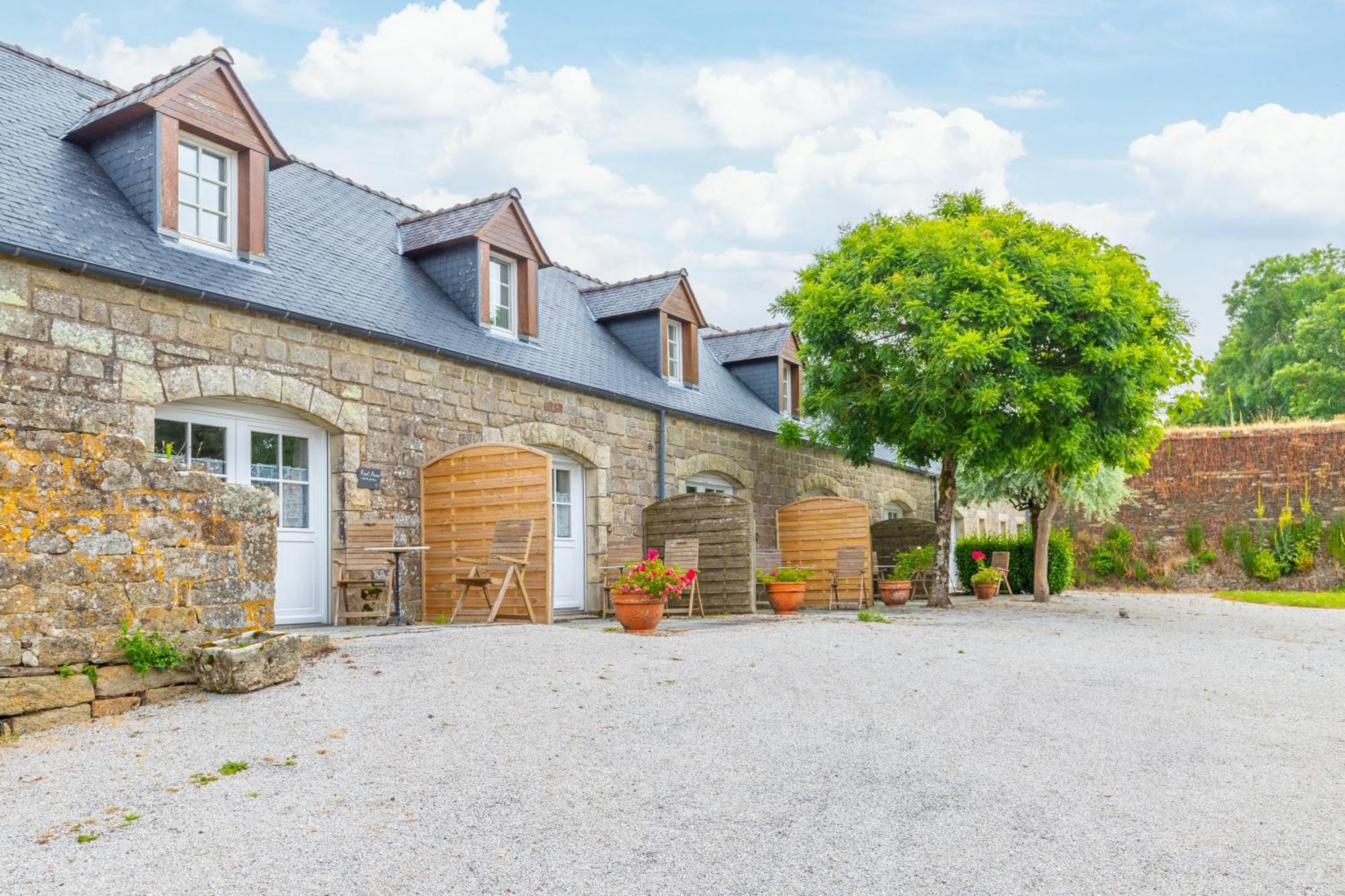 Manoir De Moellien, The Originals Relais Ξενοδοχείο Plonévez-Porzay Εξωτερικό φωτογραφία