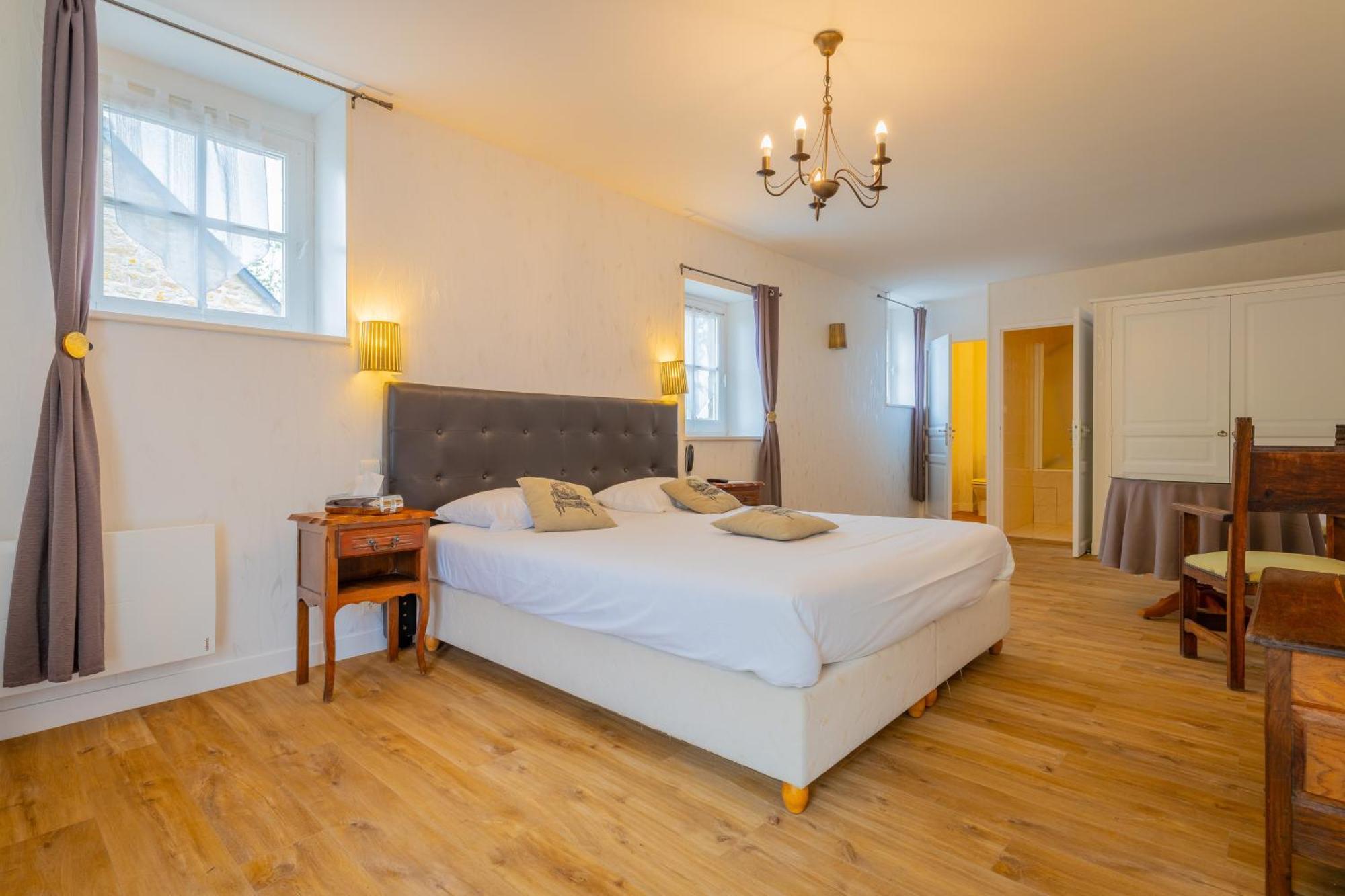 Manoir De Moellien, The Originals Relais Ξενοδοχείο Plonévez-Porzay Εξωτερικό φωτογραφία